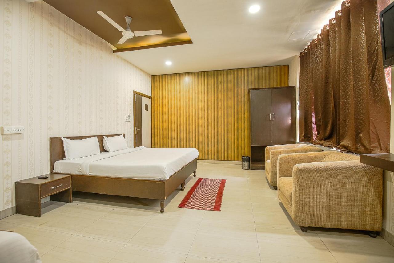 Hotel Hk Continental Amritsar Exterior foto