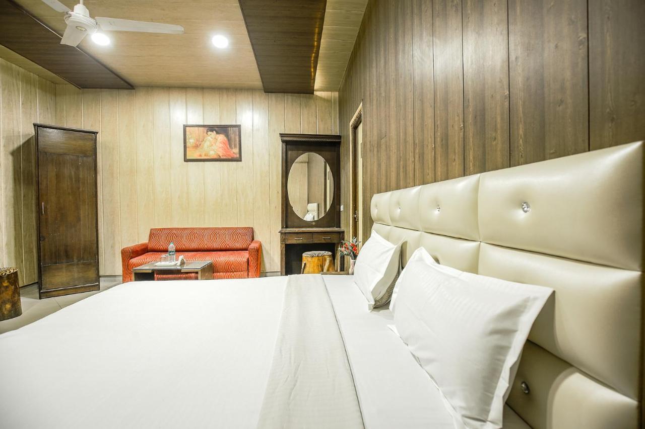 Hotel Hk Continental Amritsar Exterior foto