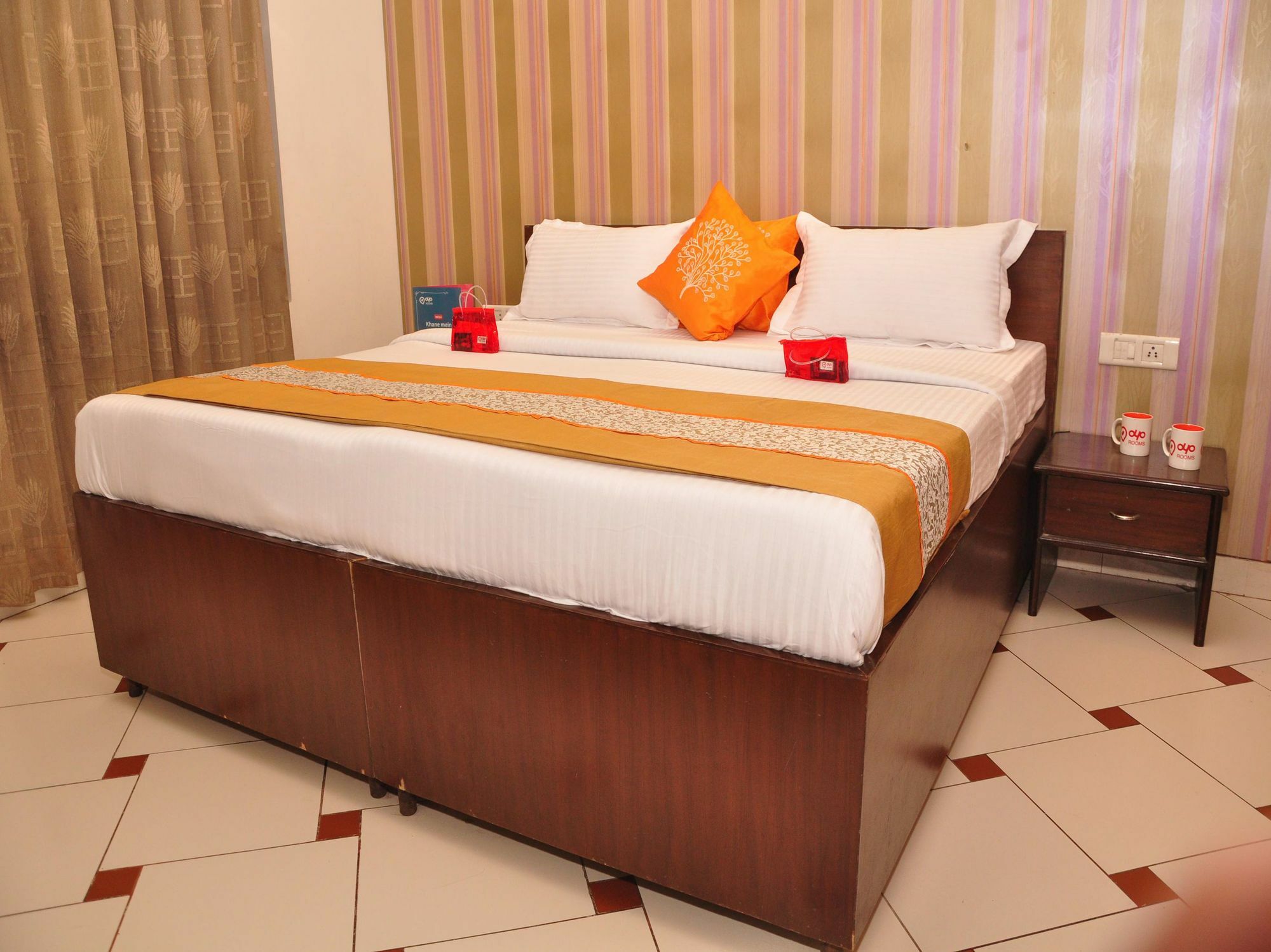 Hotel Hk Continental Amritsar Exterior foto